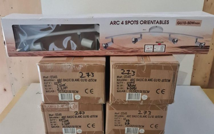Autre Lot de 10 rouleaux de laine minérale isolation thermique et phonique chaque roul  270