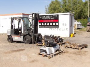 NISSAN CHARIOT ELEVATEUR FRONTAL DX30 3T  28684