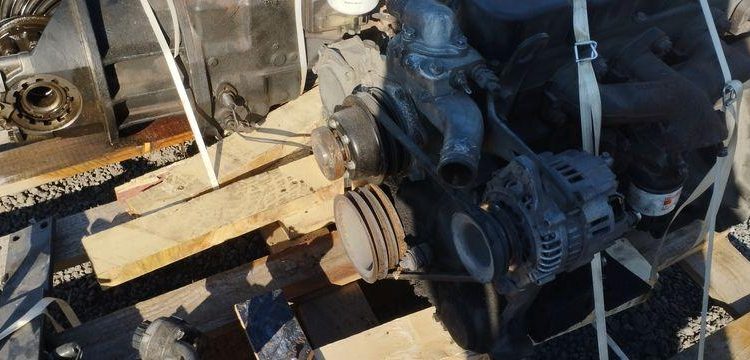 NISSAN CHARIOT ELEVATEUR FRONTAL DX30 3T  28684