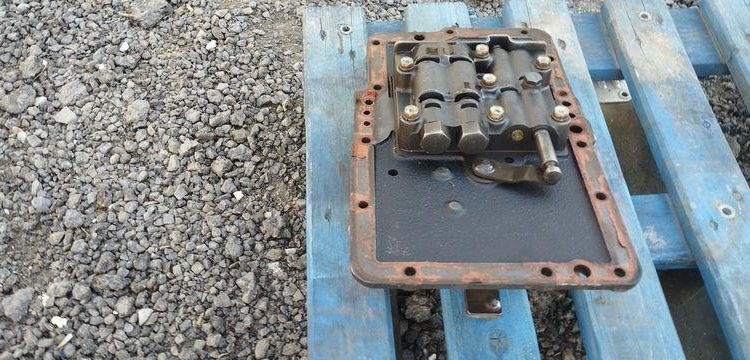 NISSAN CHARIOT ELEVATEUR FRONTAL DX30 3T  28684