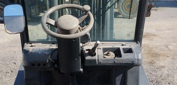 NISSAN CHARIOT ELEVATEUR FRONTAL DX30 3T  28684