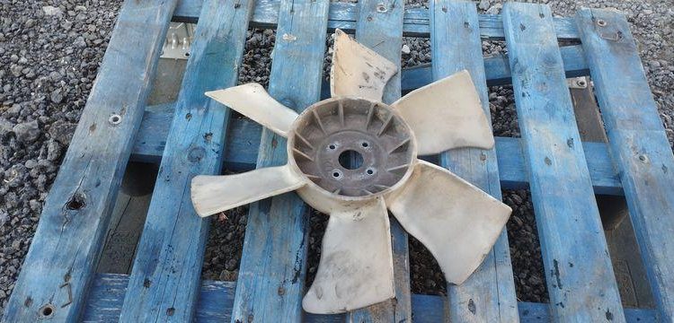 NISSAN CHARIOT ELEVATEUR FRONTAL DX30 3T  28684