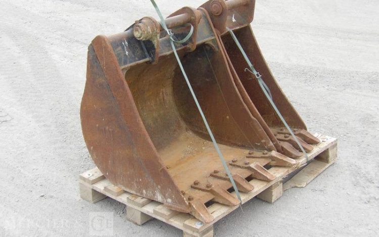 CATERPILLAR LOT DE 2 GODETS DE CURAGE  2CATGC