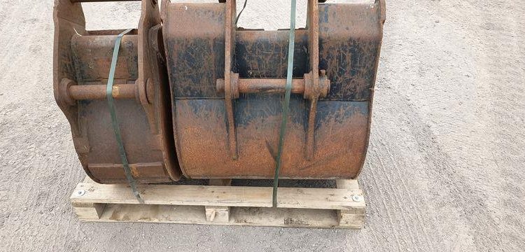 CATERPILLAR LOT DE 2 GODETS DE CURAGE  2CATGC
