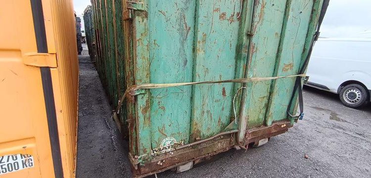 LOT DE 3 BENNES DE 24M3  3-24M3
