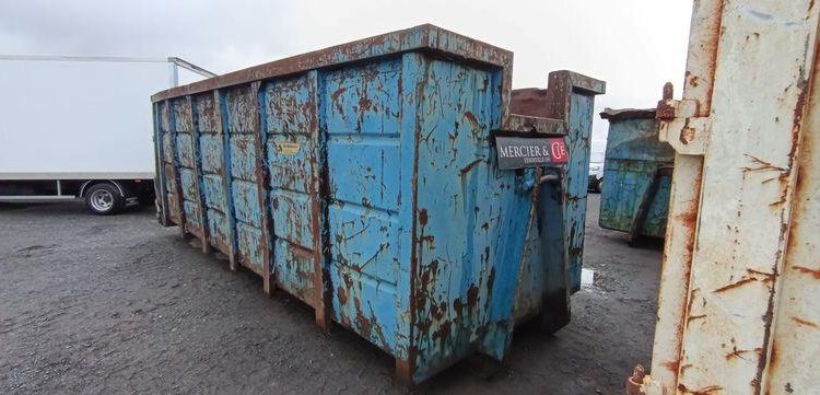 LOT DE 3 BENNES DE 24M3  3-24M3