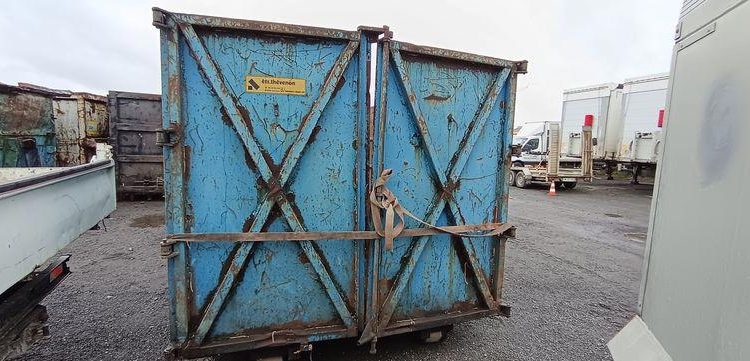 LOT DE 3 BENNES DE 24M3  3-24M3