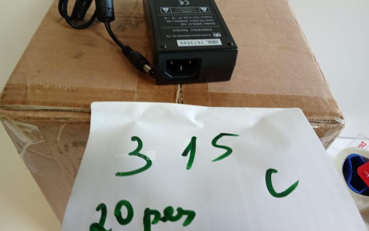 Autre Lot de 8 bornes lanternes pour extérieur blanche 6 faces culot E27 100Watts  313