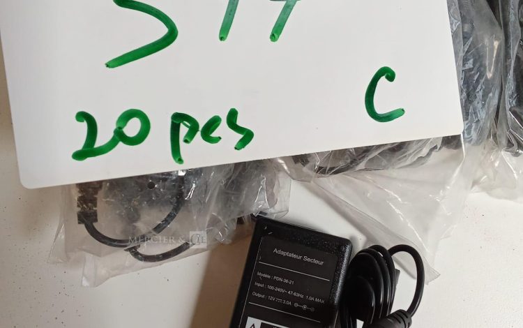 Autre Lot de 15 écrous de fixation pvc  316