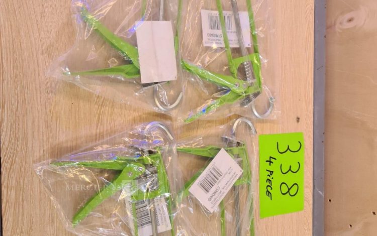 Autre Lot de 4 pistolet squelette 310ml couleur verte  291