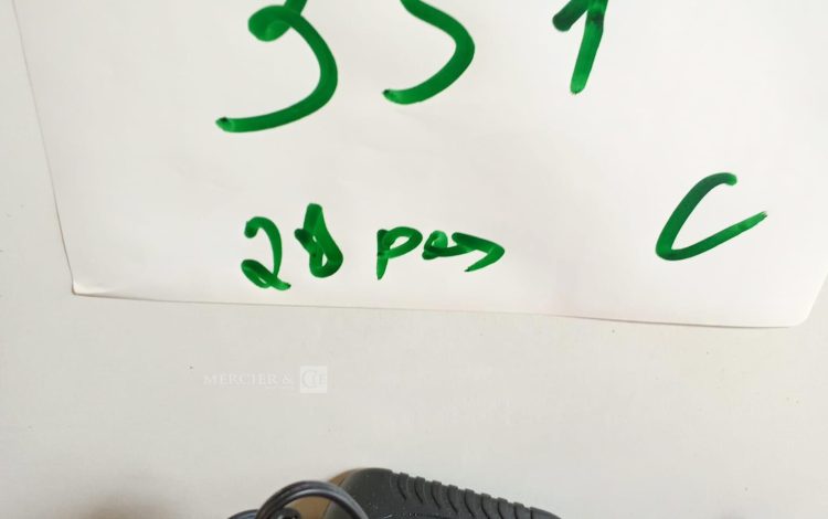 Autre Mélangeur avec bouton pour réglage de l’eau, douchette et toutes les accessoires  350