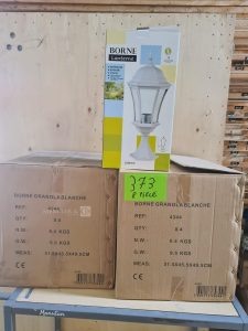 Autre Lot de 8 bornes lanternes pour extérieur blanche 6 faces culot E27 100Watts  313
