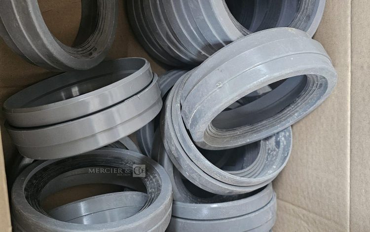 Autre Lot de 15 écrous de fixation pvc  316