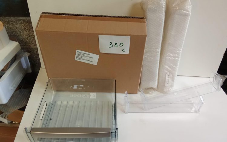 Autre Lot de 5 mitigeurs pour salle de bain ORKID marque Edouard Rousseau  379