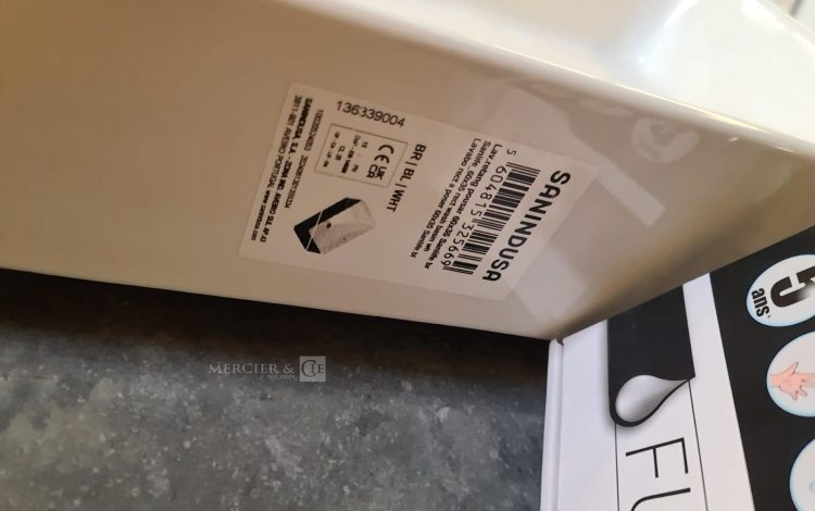 Autre Lot meuble salle de bain de 90cm  , lavabo à poser de 60×35 cm , une bonde , et  323