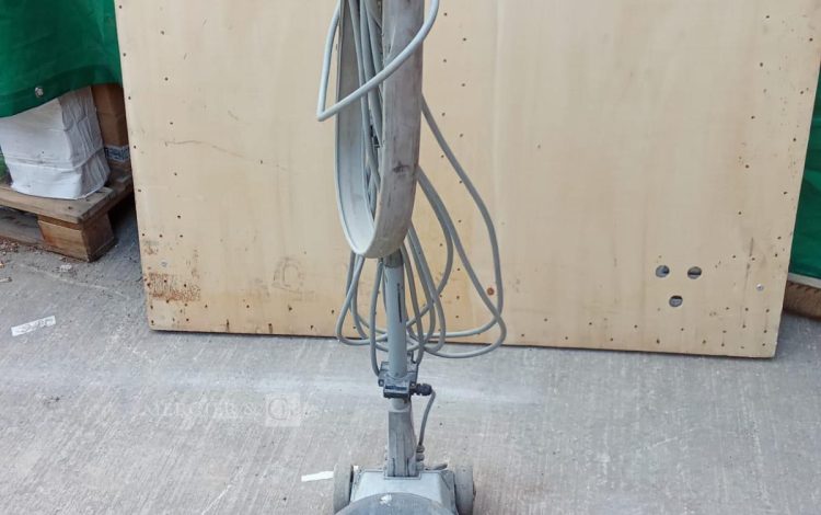 Autre Monobrosse  , levier casse mais fonctionnel  39