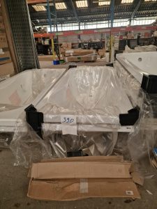 Autre Lot de 2 baignoires de 160 cm de longueur et 70cm de largeur  327