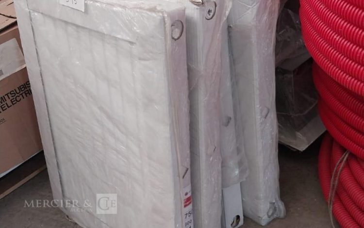 Autre Lot de 4 radiateurs dont 3 de 75 x 60 cm et un de 80 x 70 cm  331