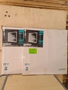 Autre Lot de 2 miroirs led de 80x80cm marque Focco 33W , 25W, 5700K  337