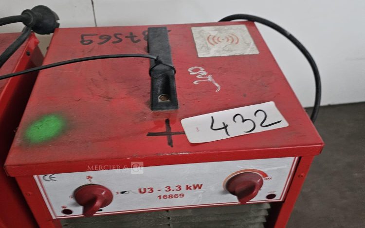 Autre Lot de deux radiateurs électriques  355