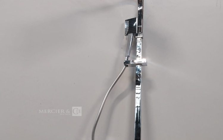 Autre Lot de 2 colonnes de douche finition chrome marque OSKAB  356