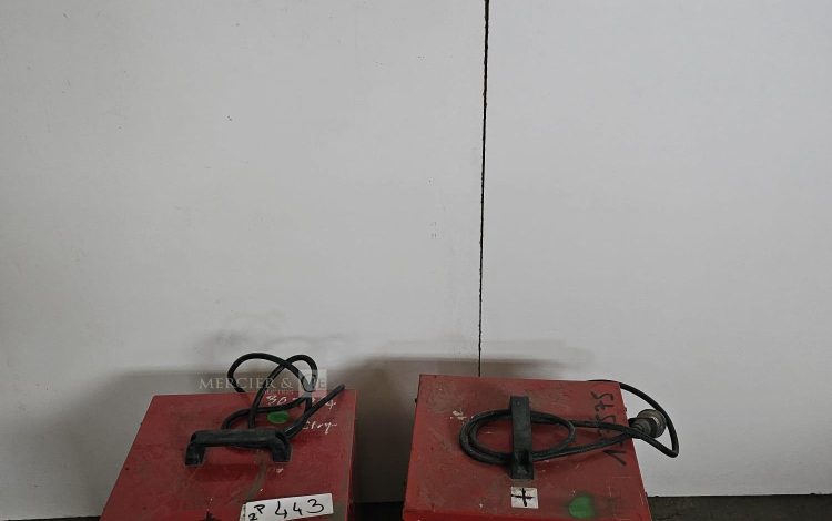 Autre Lot de deux radiateurs électriques  363