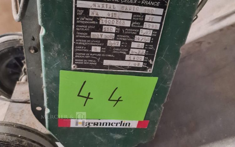 Autre Monte matériaux marque Haemmerlin 6 échelles de 2 m + échelle de départ  + coude  44