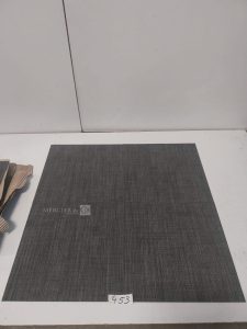 Autre Lot de 190m² de dalle pvc, une dalle mesure 50x50cm, TECSOM  370