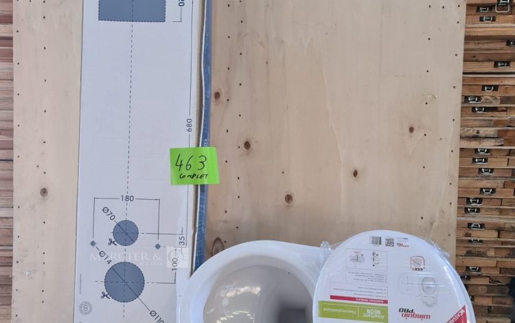 Autre Lot comprenant 1 bâti support Prosys Eco avec une cuvette WC suspendues et l’aba  378