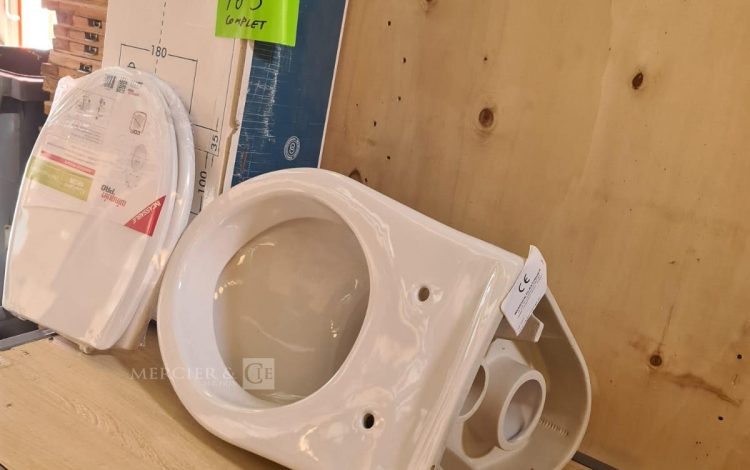 Autre Lot comprenant 1 bâti support Prosys Eco avec une cuvette WC suspendues et l’aba  378