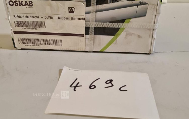 autre Robinet de douche thermostatique , oliva de la marque Esse Bagno  417
