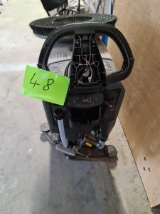 Autre Auto laveuse marque NILFISK SC401 non testé  48