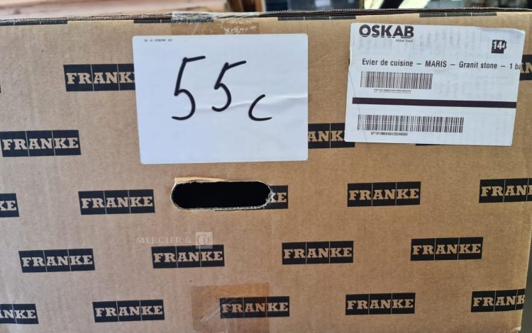 Autre Lot d’un cloueur de la marque PASLODE avec 1 boite de clous  55