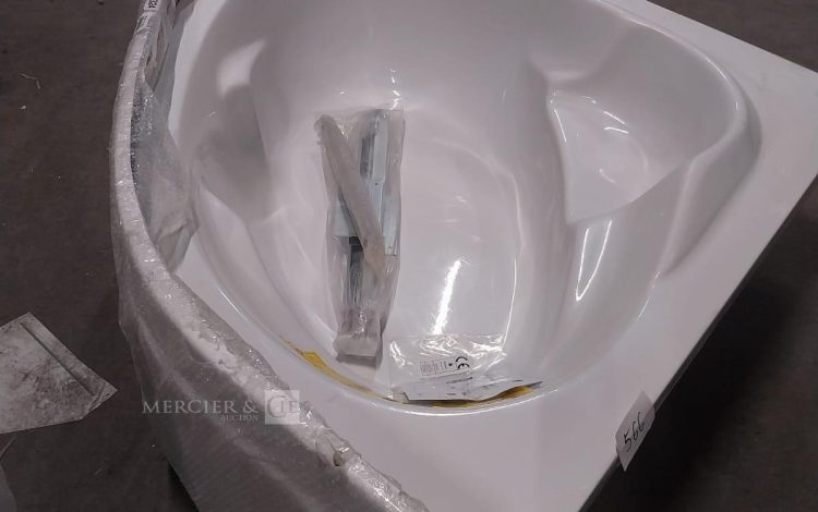 Autre Baignoire couleur blanche de 135x135cm  393