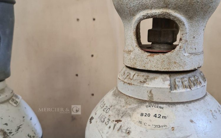 Autre Lot de 2 bouteilles à oxygène industriel X20S, les bouteilles sont remplis  404