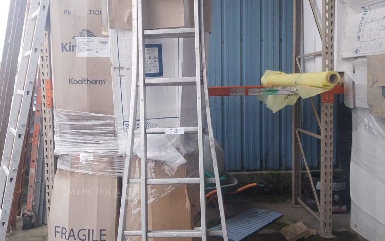 Autre Echelle en aluminium extensible de 3,82m à 5,78m, marque Tubesca *information co  75