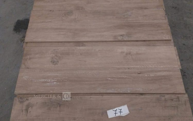 Autre Lot de 14m² de carrelage façon bois, 15x90cm par dalle  77