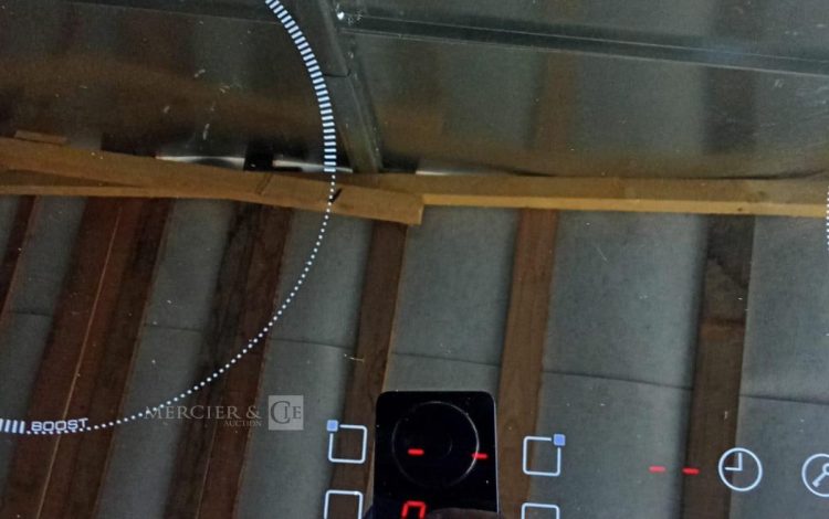 Autre Monte matériaux 6 échelles de 2 m + échelle de départ  + coude + panier avec gri  82