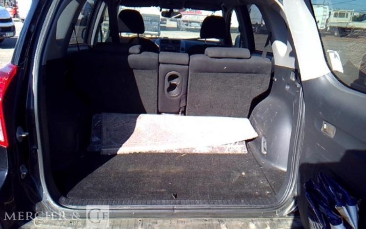 TOYOTA RAV-4 D4D 4WD 2.2 16V 136CV NOIR 8741YX84