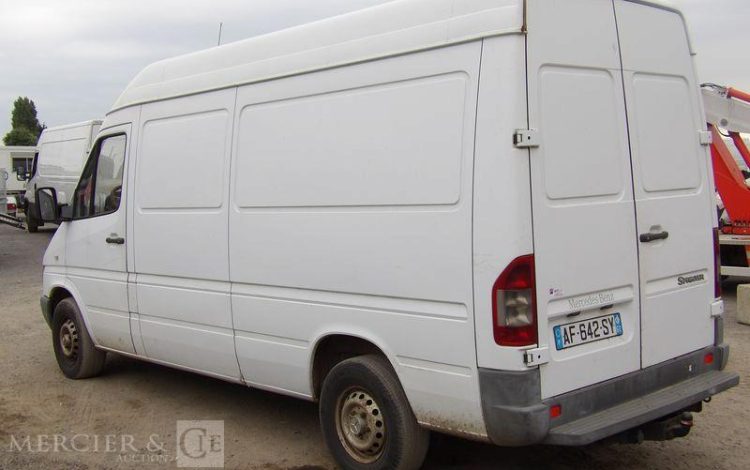 MERCEDES SPRINTER FOURGON  AF-642-SY