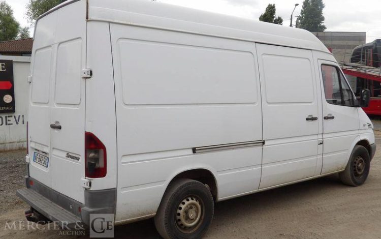 MERCEDES SPRINTER FOURGON  AF-642-SY