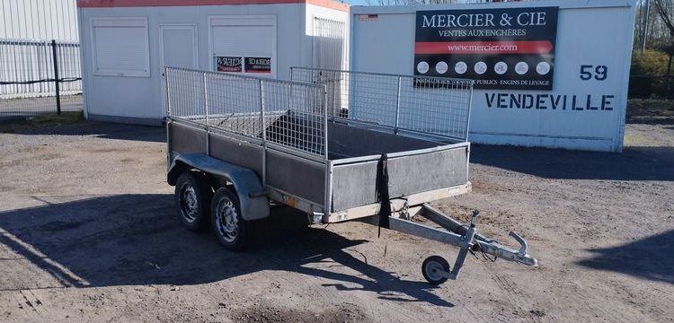 TRIGANO REMORQUE TRIGANO – 2 ESSIEUX – PTAC 750 KG  BG-383-BB