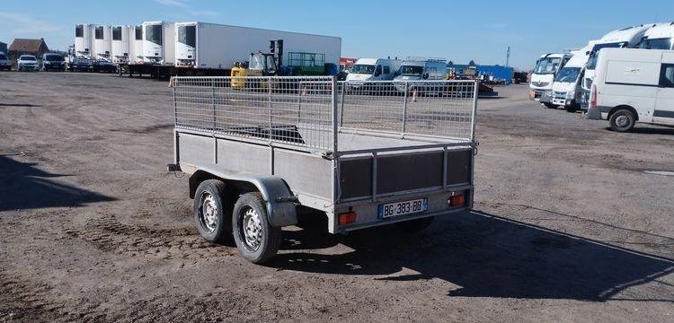TRIGANO REMORQUE TRIGANO – 2 ESSIEUX – PTAC 750 KG  BG-383-BB