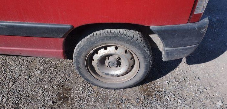 PEUGEOT PARTNER UTILITAIRE 1.6 HDI FOURGON 75 CV – DIESEL – 115551 KMS – ANNEE 2006 BORDEAUX BH-578-MR
