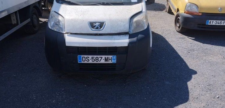 PEUGEOT PARTNER UTILITAIRE 1.6 HDI FOURGON 75 CV – DIESEL – 115551 KMS – ANNEE 2006 BORDEAUX BH-578-MR