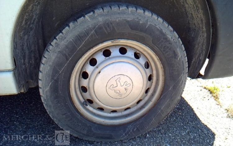 PEUGEOT EXPERT  BJ-842-FZ