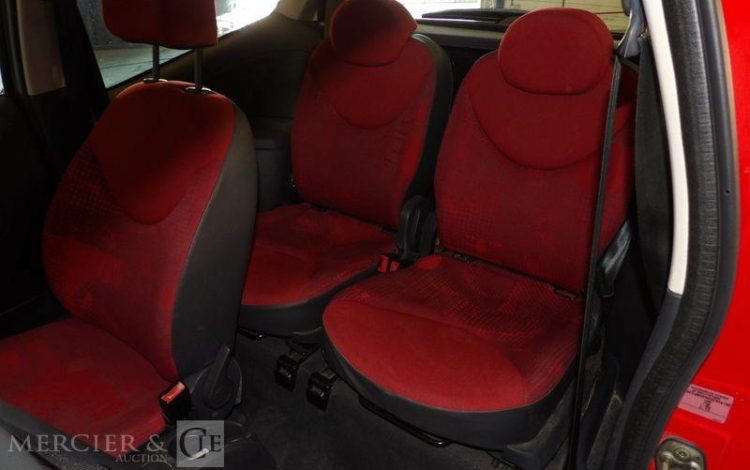 CITROEN C2 1,1 60CH VIRGIN MEGA ROUGE CE-454-XW