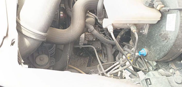 IVECO 3T5 BACHE BLANC CH-128-AH