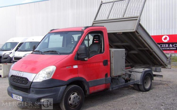 IVECO 35C13 BENNE SIMPLE CABINE COFFRE  CS-903-GL