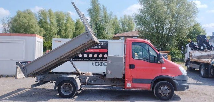 IVECO 35C13 BENNE SIMPLE CABINE COFFRE  CS-903-GL